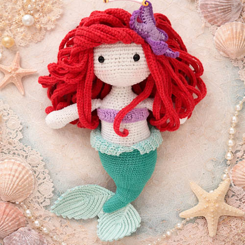 pequna sereia amigurumi