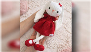 coelha charmosa amigurumi